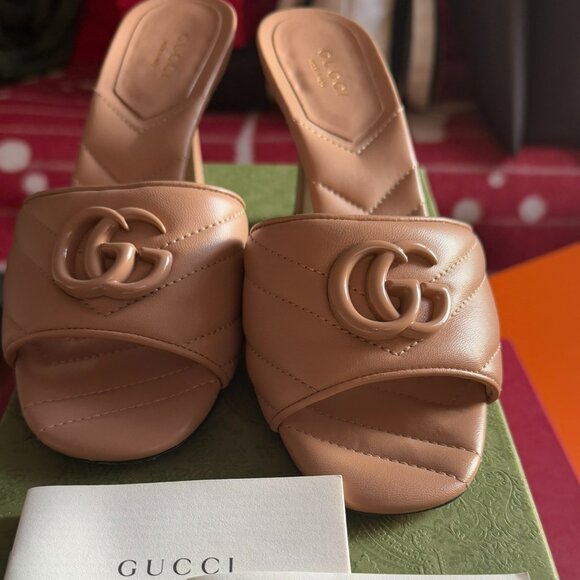 Gucci Interlocking G Mules - Picture 6 of 6